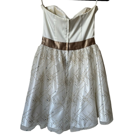 Jessica McClintock for Gunne Sax Sweetheart Neckline Fit and Flare Dress Bow - Picture 6 of 12